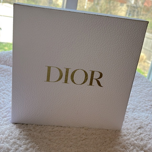 Dior Box - Picture 2 of 5